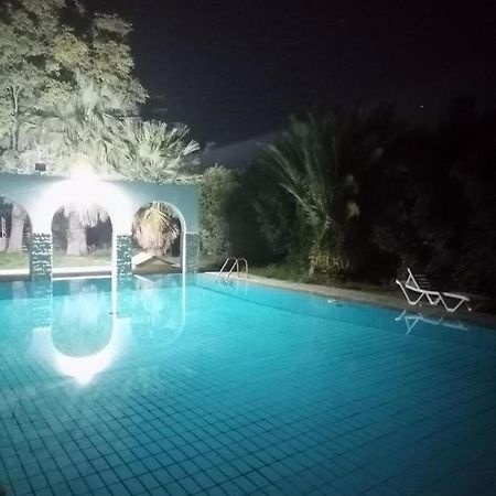 Ευχάριστη Βίλα Στη Χαλκίδα Στην Περιοχή "Αλυκές" Exterior foto